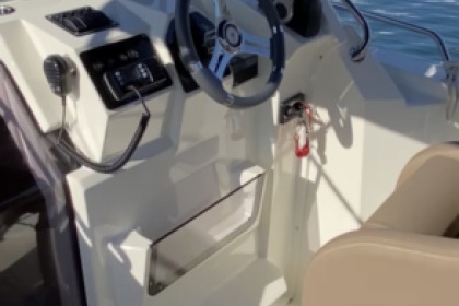 FAMILY BOAT IN FORMENTERA // PACIFCRAFT 700 SUN DAY