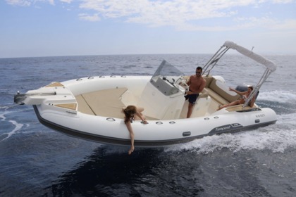 Hire RIB Capelli Capelli Tempest 775 Juan les Pins