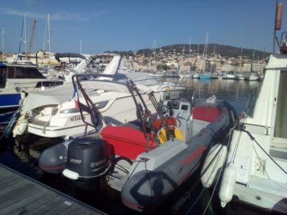 Charter RIB Capelli Tempest 700 Saint-Cyr-sur-Mer