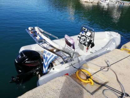 Charter Motorboat Oceanic Alter Ego 570 Kefalonia