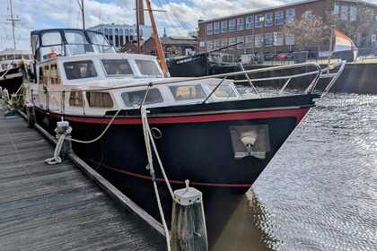 Rijo kruiser R40 ruime familieboot 13.5 mtr.