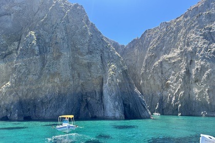 Location Bateau à moteur Fabio Buzzi FABIO BUZZI 38 San Felice Circeo