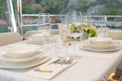 luxury new gulet for 6 people