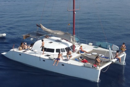 Charter Catamaran  Midi Multicoques Tagomago Ibiza