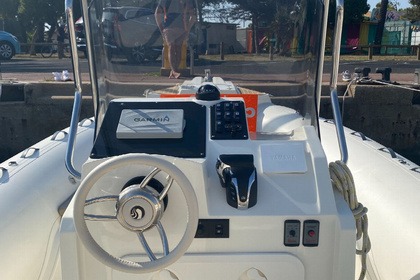 Location Semi-rigide CAPELLI TEMPEST 775 Saint-Cyprien