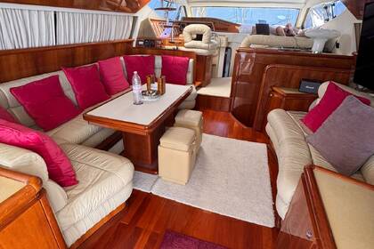 Location Yacht à moteur Ferretti 620 Gallipoli