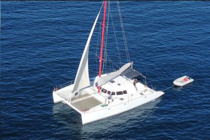 Hire Catamaran  Midi Multicoques Tagomago Ibiza