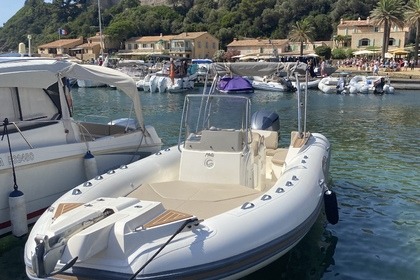 Charter Motorboat Capelli Capelli Tempest 775 Saint-Tropez