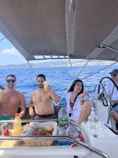 Beaulieu-sur-Mer Sailboat Jeanneau Sun Odyssey 469 alt tag text