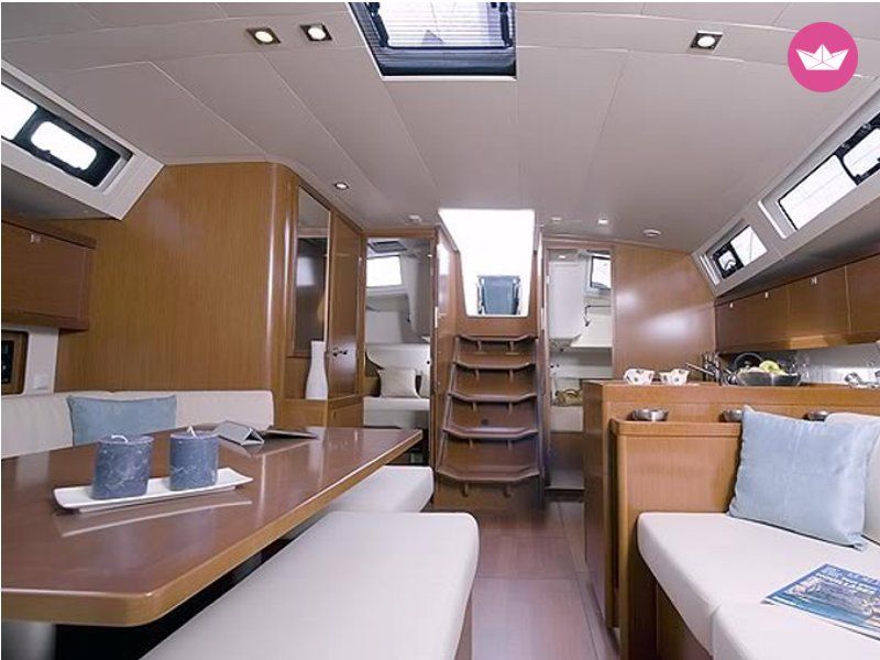 Beneteau Oceanis 45 (4 Cabs) in Kotor for hire