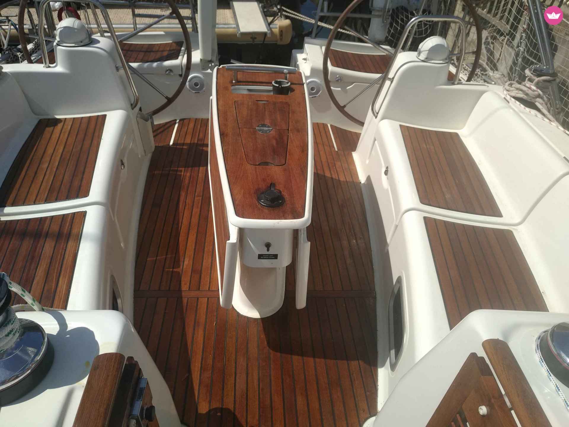 Mieten Beneteau Oceanis 40
