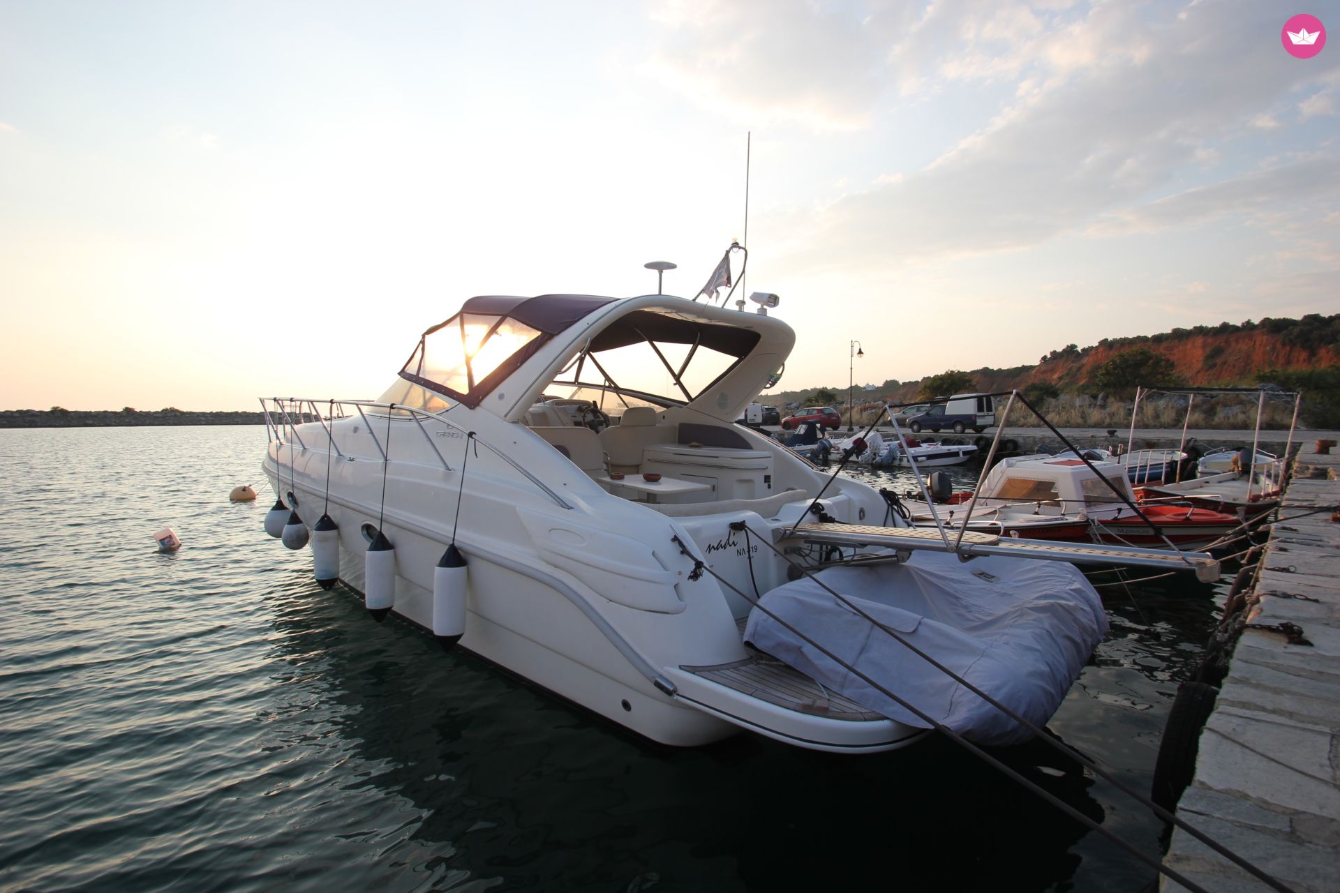 Motorboat Cranchi Zaffiro 34 for hire