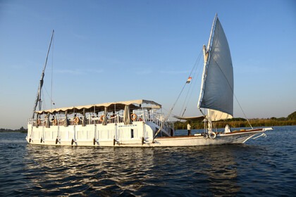 Charter Sailboat Customized Customized Luxor