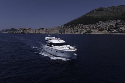 Charter Motor yacht Princess F43 Dubrovnik