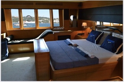 30mt Amazing superyacht with jacuzzi B1