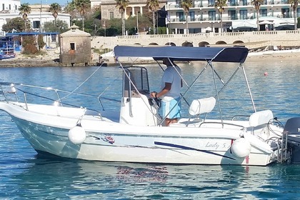 Noleggio Barca senza patente  Lady 6m Santa Maria di Leuca