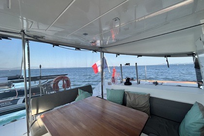 Lagoon 450 S  Fox One