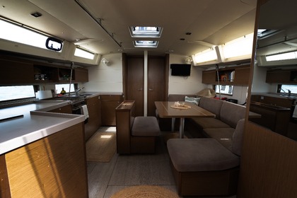 Verhuur Zeilboot Beneteau Oceanis 46.1 Puerto Pollença