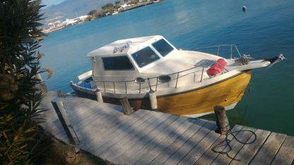 Charter Motorboat Navaltirrena Fisher Boat 33' La Spezia