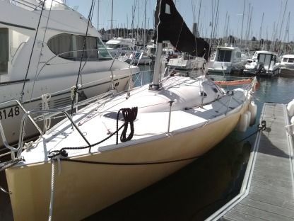 Charter Sailboat Gl Composite Django 75 Arzon