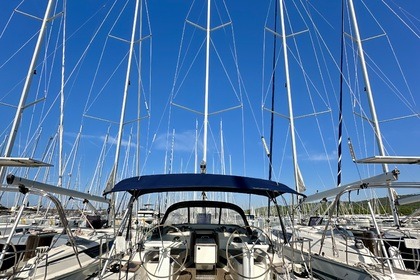 Hire Sailboat Bavaria Bavaria Cruiser 45 Sukošan