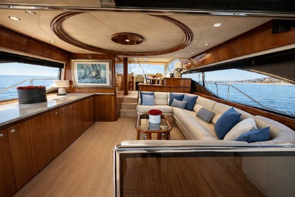 Yate de lujo Ferreti 68 anniversary