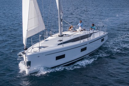 Miete Segelboot BAVARIA YACHTS C42 Marseille