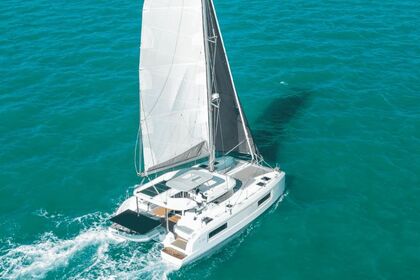 Charter Catamaran Lagoon-Bénéteau Lagoon 38 - 3 + 2 cab. Alimos