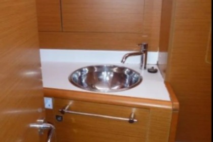 All inclusive - 1 to 10 days - Sun odyssey 43.9 with A/C