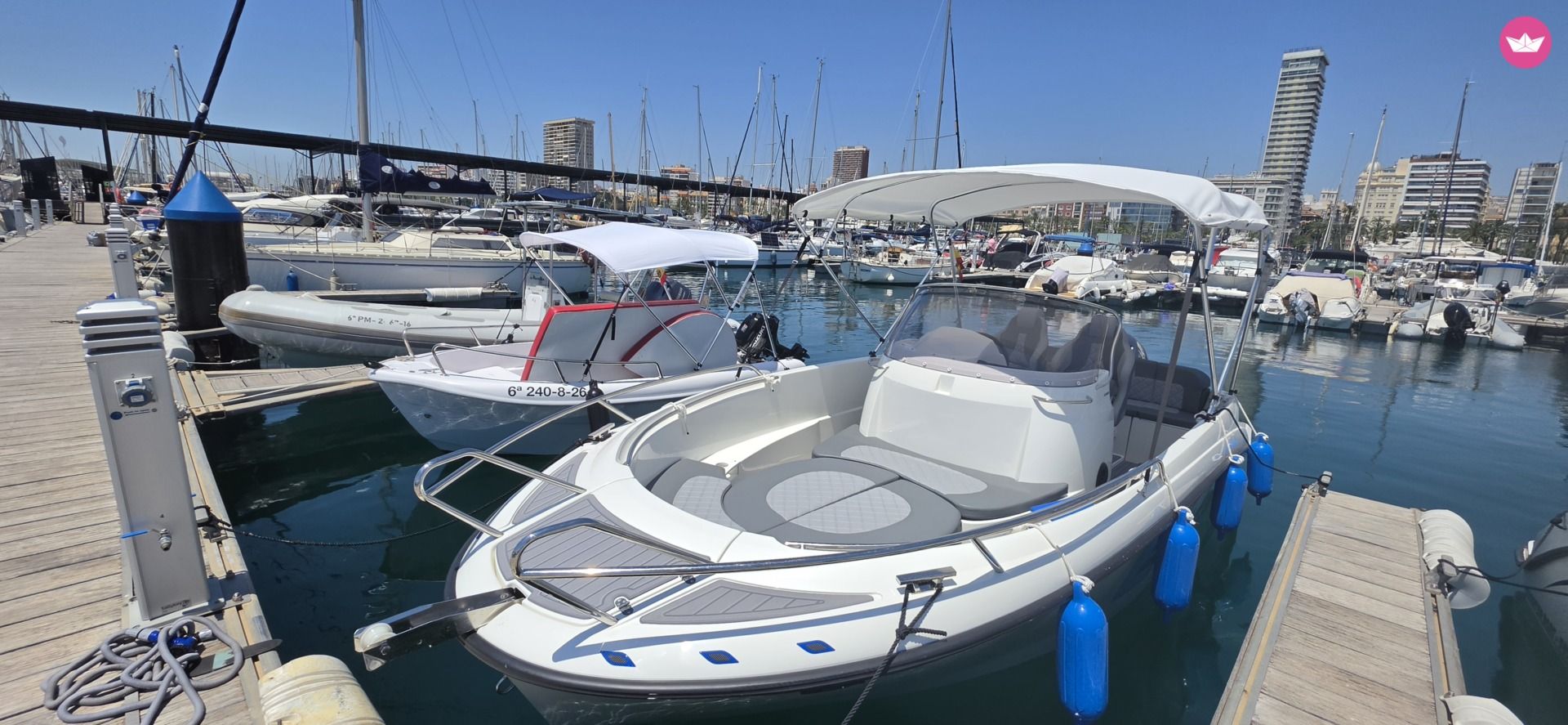 Bateau à moteur Aqua Aqua 100cv 2