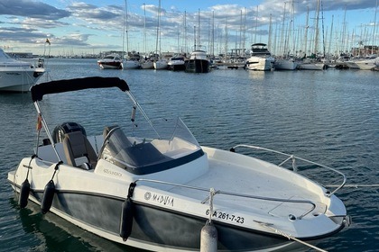 Noleggio Barca a motore Quicksilver Activ 605 Sundeck Dénia