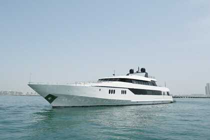 Alquiler Yate a motor Premium Spacious Motoryacht Marina de Dubái
