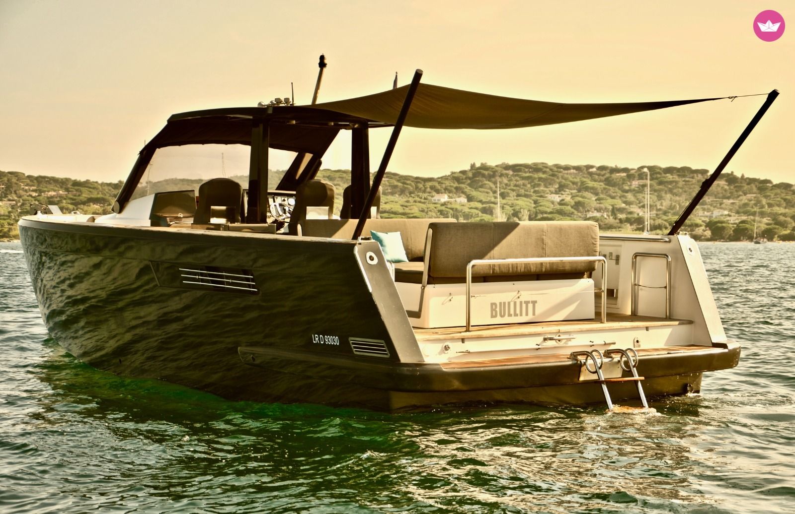 Motorboat Fjord 40 for hire