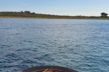 Customized Sailing Tour Up to 8 People