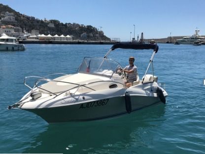 Аренда Моторное судно Quicksilver 555 Commander Ницца