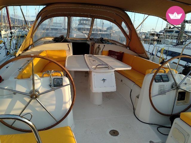 Sailboat Beneteau Cyclades 43.4  