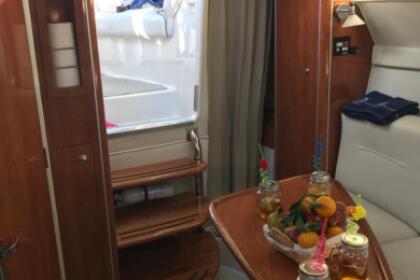 Charter Motorboat Doral Prestancia Tivar