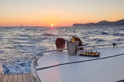 3 - 5 Hours Private Yacht Cruise