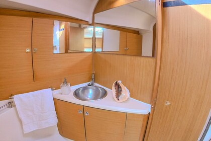 Our rates are for 2 guests! Extra person $180