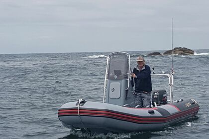 Location Semi-rigide ZODIAC pro racing 5.50 Île d'Yeu