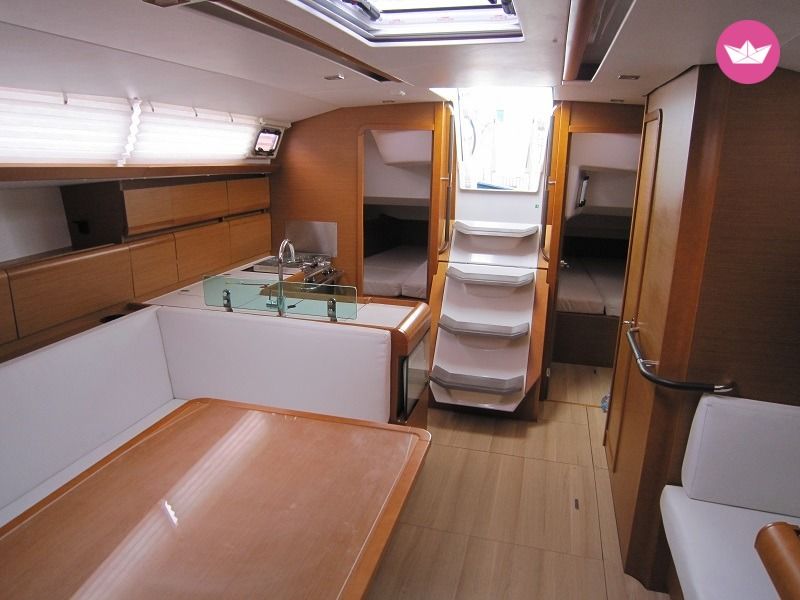 Sailboat Jeanneau Sun Odyssey 449 for hire