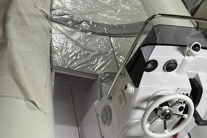 Hyra båt RIB-båt Selva Marine D 570 Neapel