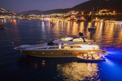 32 meter 5 double cabin 6 crew luxury yacht