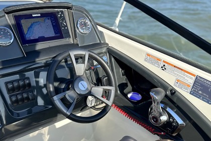 Quicksilver 755 Cruiser