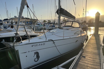 Miete Segelboot Jeanneau Sun Odyssey 32 Vilanova de Arousa