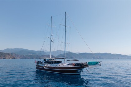 Ultra Luxury gulet with a capacity of 12 people