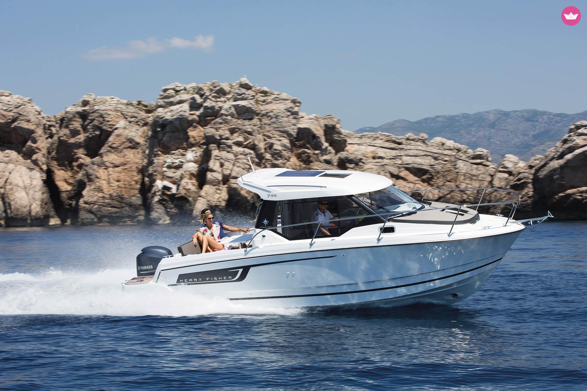 Bateau à moteur JEANNEAU 795 200cv
