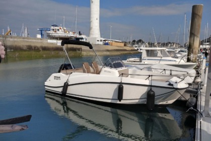 Location Bateau à moteur Quicksilver Activ 555 Open Saint-Vaast-la-Hougue