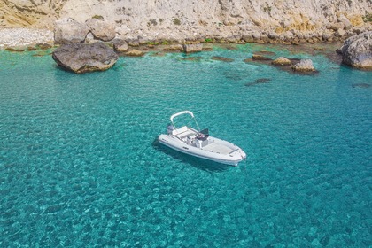 Esplora le Meraviglie di Cagliari (e Oltre) con il Salpa Soleil 20!