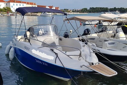 Charter Motorboat Quicksilver 635 WA Petrčane